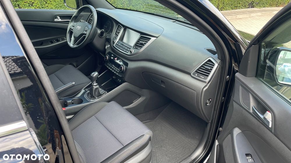 Hyundai Tucson - 36