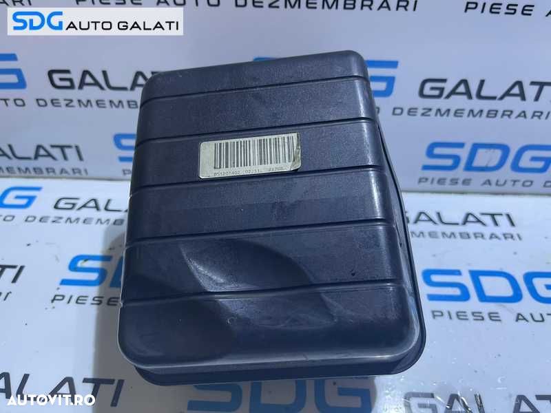 Rezonator Admisie Aer BMW Seria 5 F10 F11 2.0 D N47 2010 - 2016 Cod 8512249 851201402[S0327] - 4