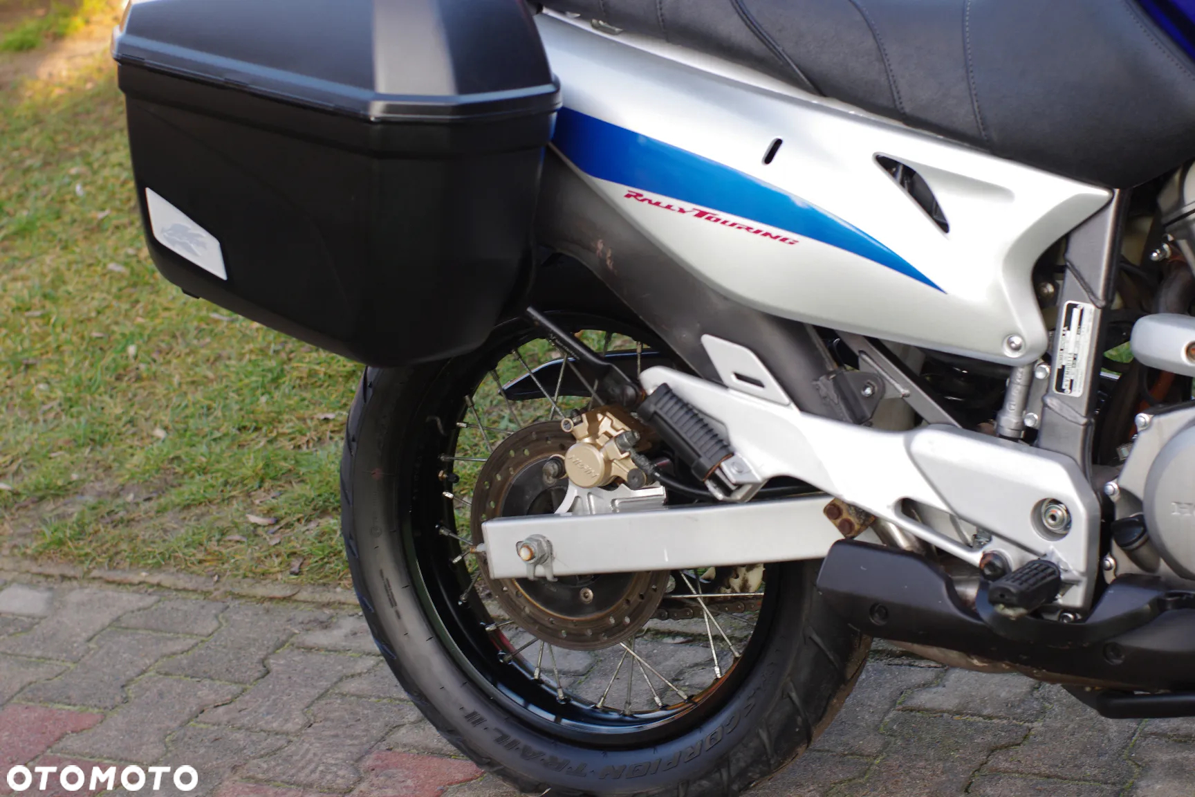 Honda XL - 12
