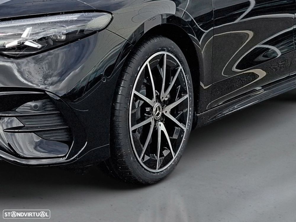 Mercedes-Benz CLA 250+ EQ - 4