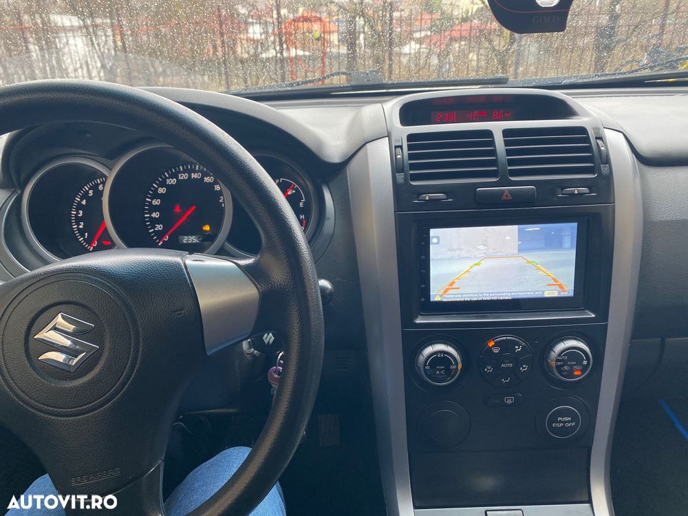 Suzuki Grand Vitara 1.6 Club - 5