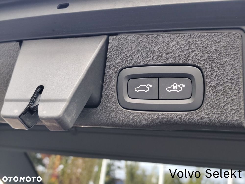 Volvo XC 60 - 30