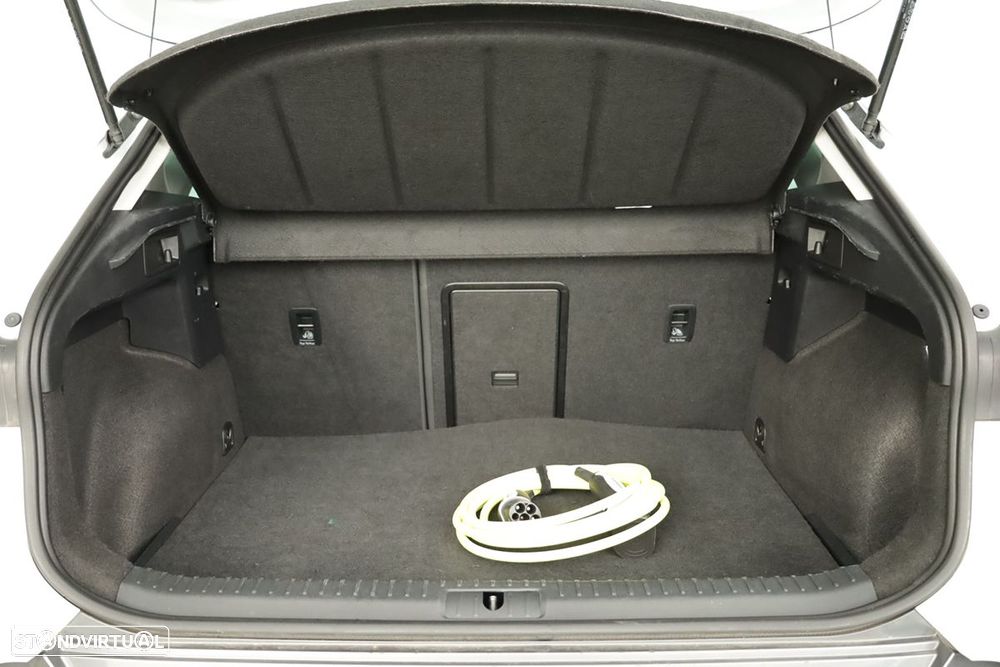 Cupra Formentor 1.4 e-Hybrid DSG - 23