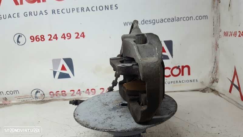 PINÇA DE TRAVÃO FRENTE DIREITA BMW SERIE 5 BERLINA (E60) 530D - 2