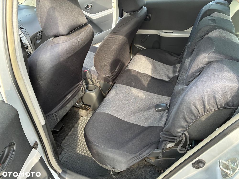 Toyota Yaris 1.4 D-4D Life - 6