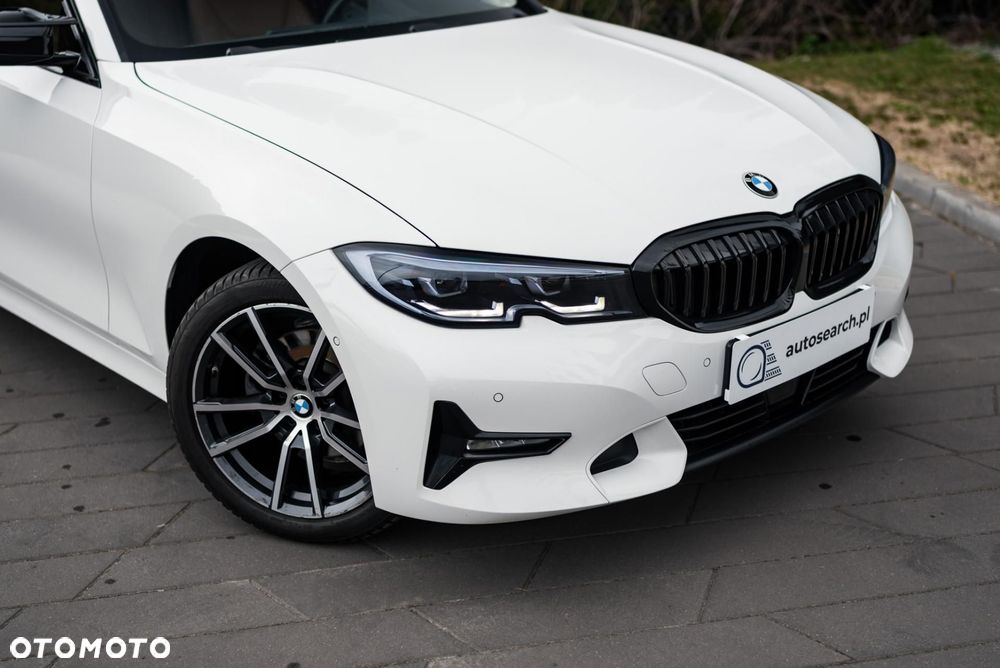 BMW Seria 3 320d Luxury Line - 40