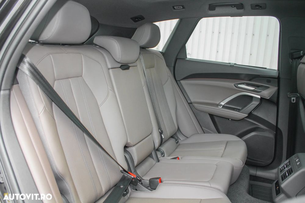 Audi Q5 ack 40 TDI quattro S tronic MHEV S Line - 15