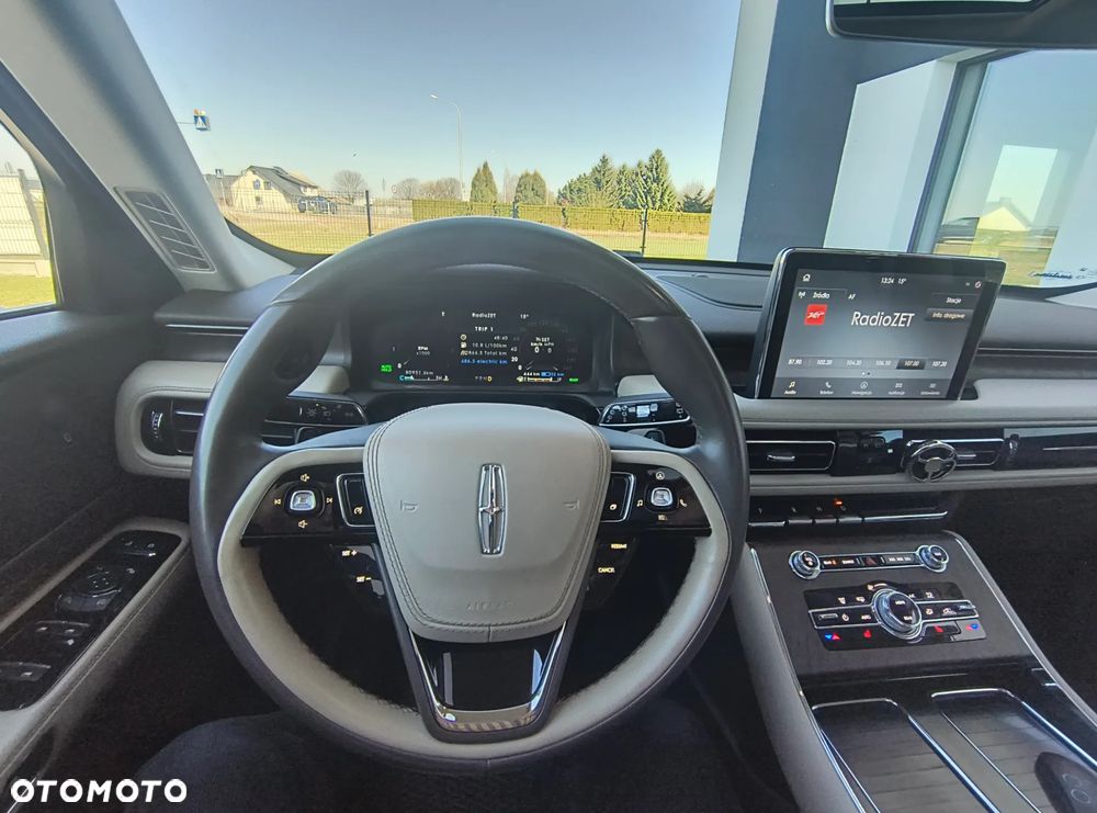 Lincoln Aviator - 25