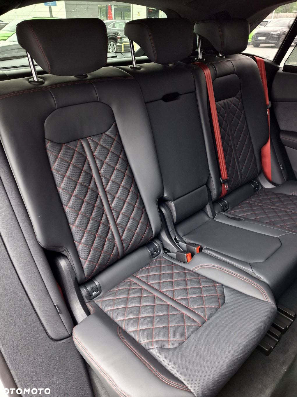 Audi Q8 - 18