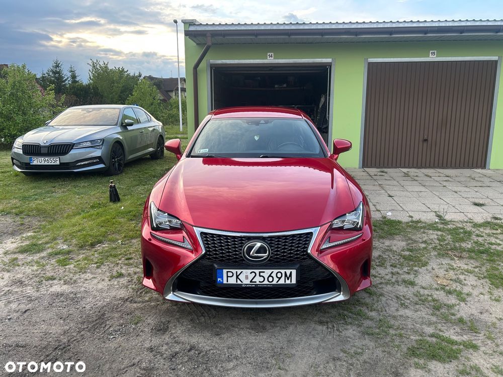 Lexus RC 200t / 300 F Sport - 3
