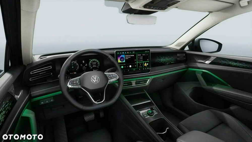 Volkswagen Tiguan - 10