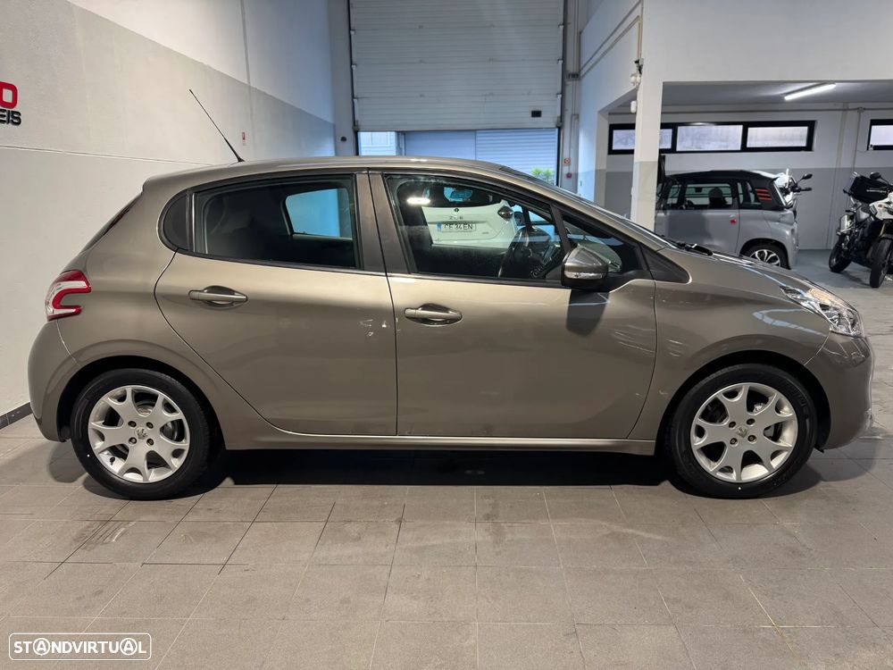 Peugeot 208 HDi 68 Access - 7