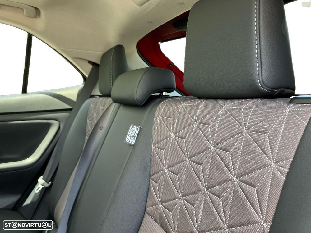 Toyota Yaris Cross 1.5 HDF Luxury - 11