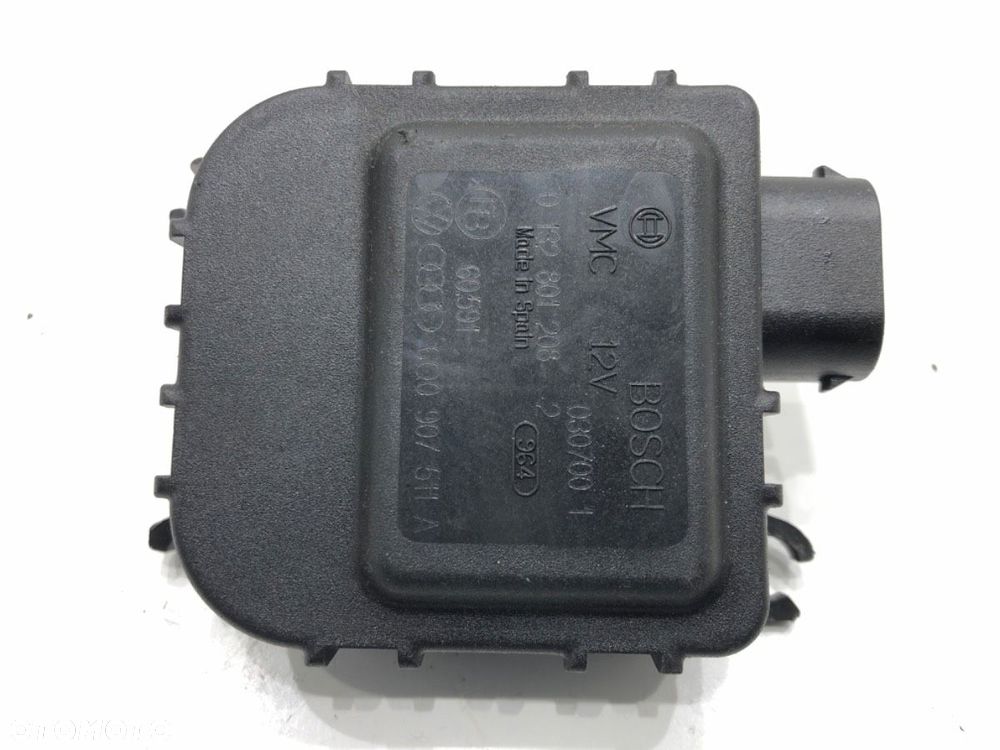 SILNIK NAGRZEWNICY - 252.00 PLN - AUDI A2 (8Z0) 2000 - 2005 1.4 55 kW [75 KM] benzyna 2000 - 2005 - 4