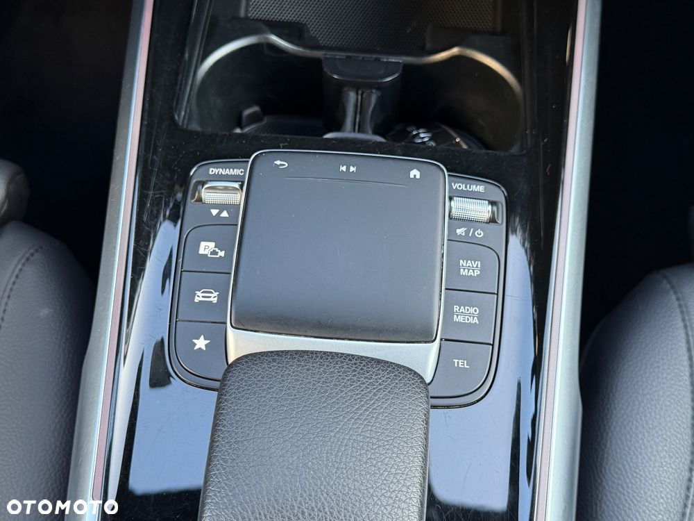 Mercedes-Benz GLB 200 d 8G-DCT Style - 24