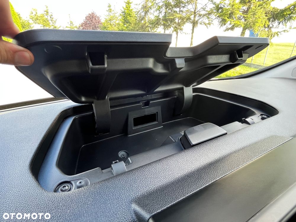 Renault Trafic - 26