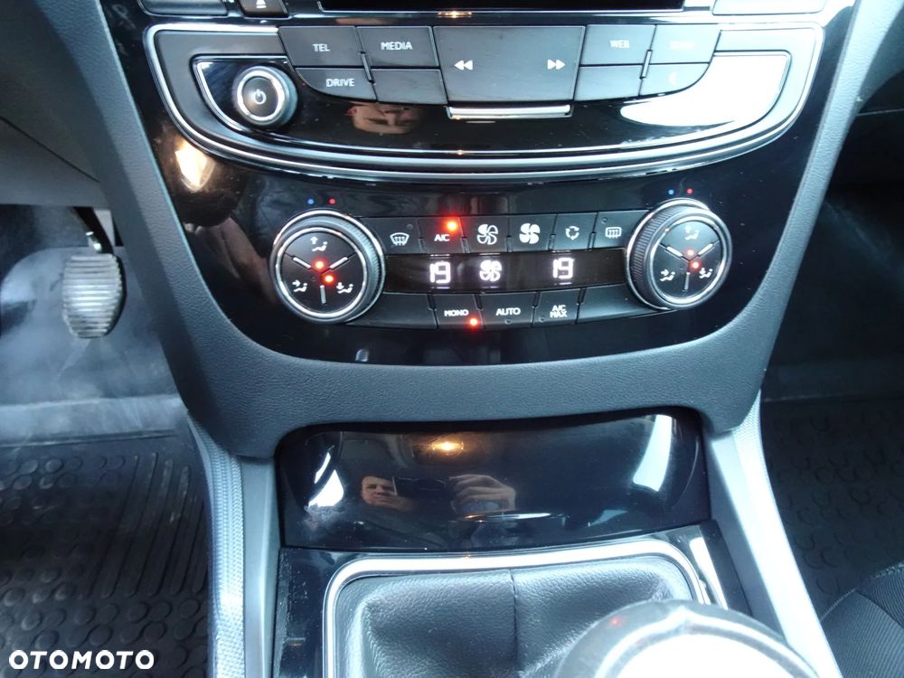 Peugeot 508 1.6 BlueHDi Allure S&S - 28