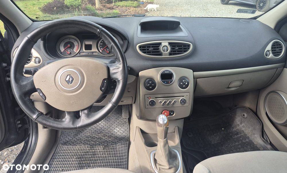 Renault Clio 1.5 dCi Authentique - 6