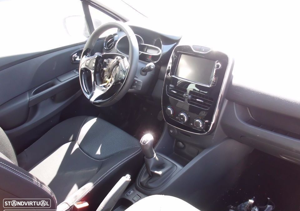 Peças Renault Clio IV (BH) 2012 a 2016 - 38