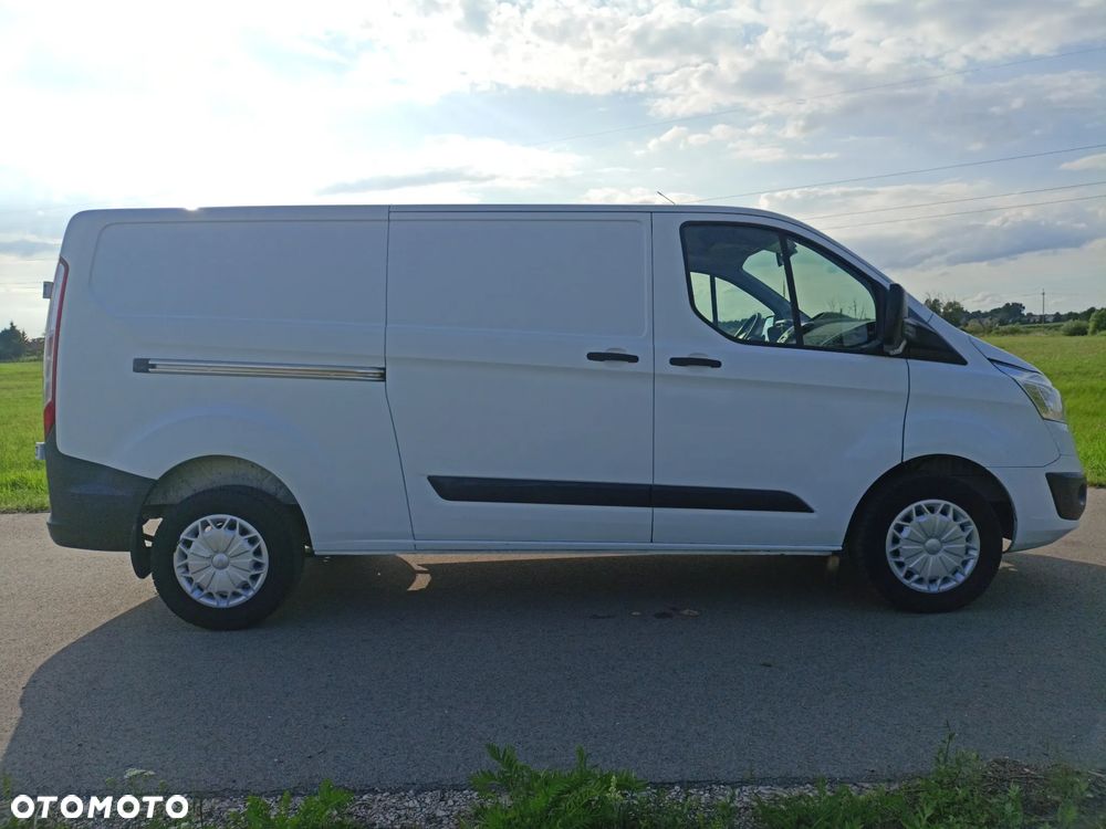 Ford Transit Custom - 13