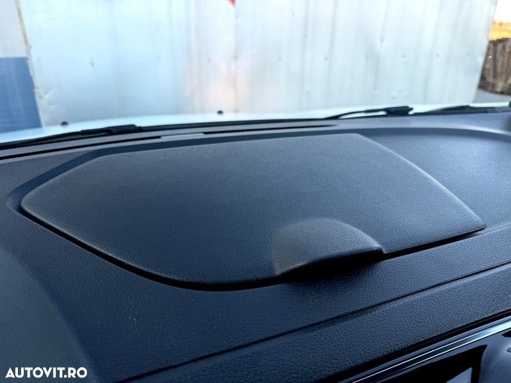 Dacia Lodgy Blue dCi 115 (7-Sitzer) Stepway Selection Blue - 15