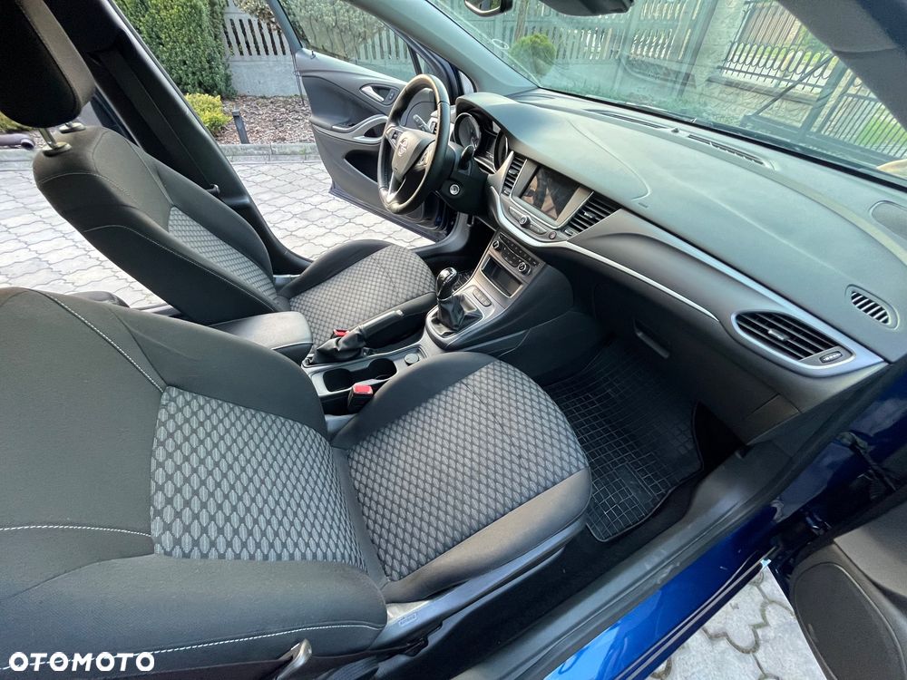 Opel Astra - 36