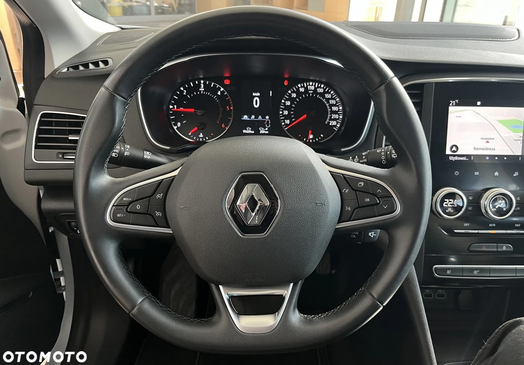 Renault Megane BLUE dCi 115 INTENS - 11