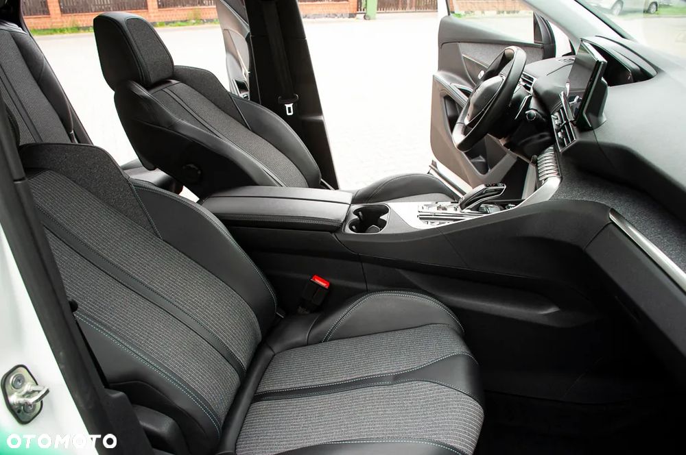 Peugeot 5008 2.0 BlueHDI GT S&S EAT8 - 25