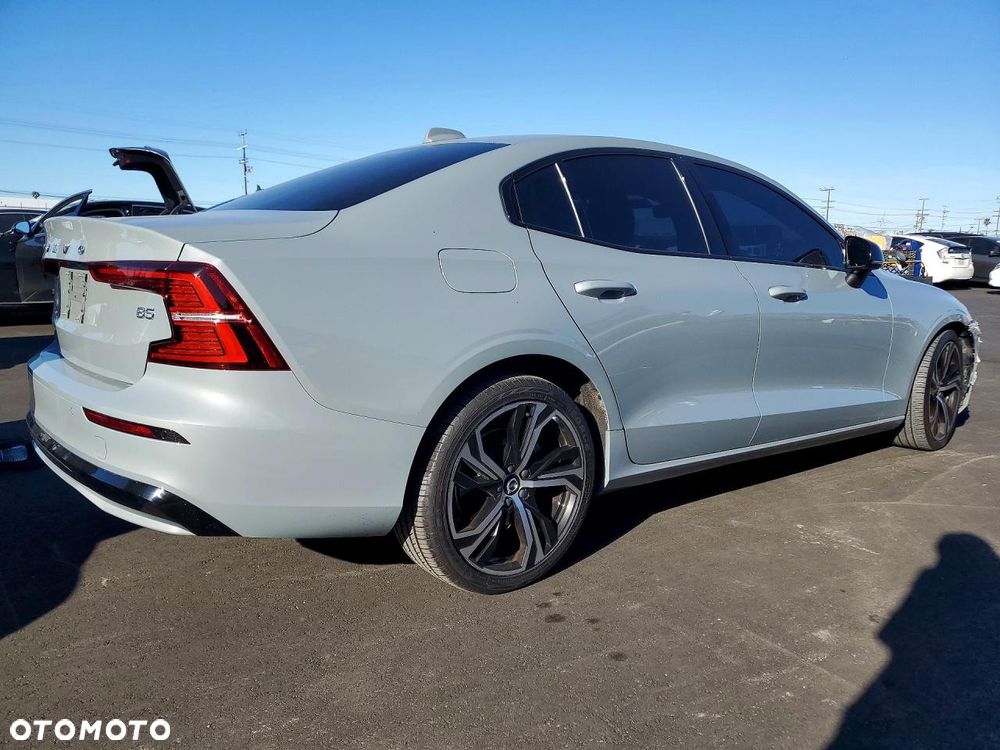 Volvo S60 B5 B AWD Inscription - 4