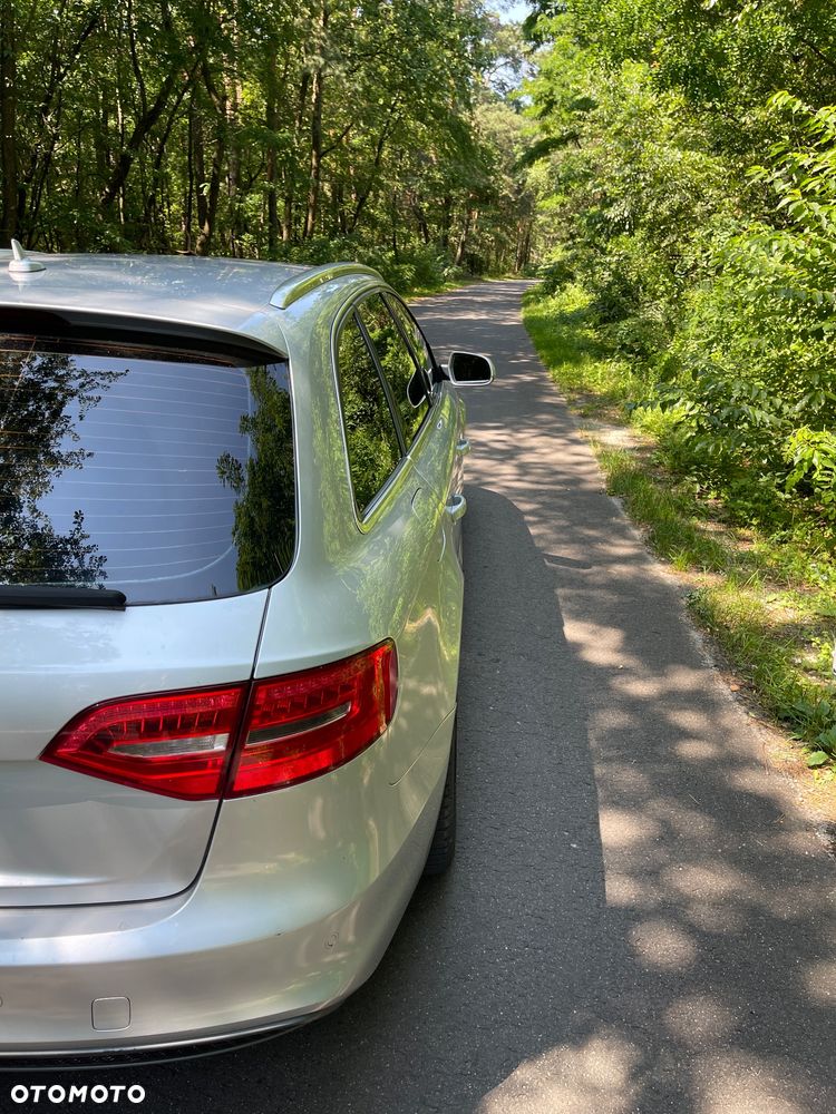 Audi A4 Avant 2.0 TDI DPF clean diesel multitronic Ambiente - 5