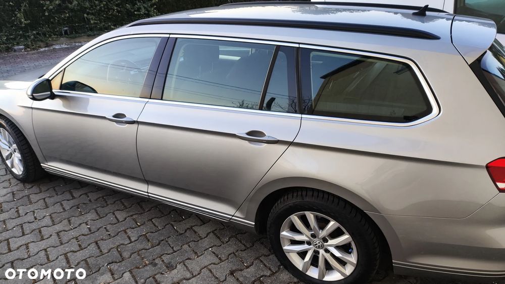Volkswagen Passat - 5