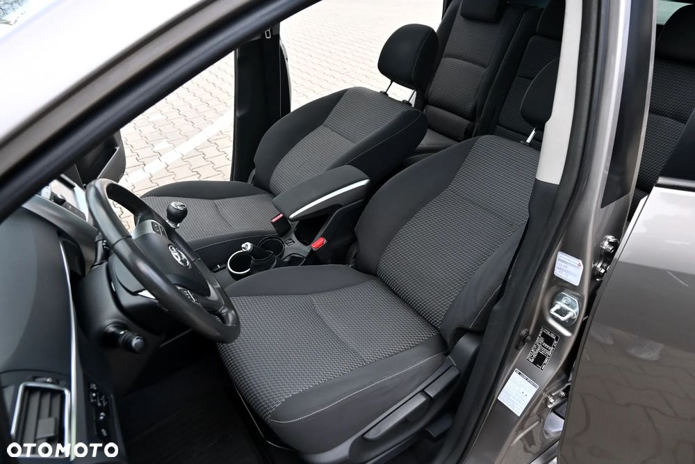 Toyota Verso 1.8 Sol EU5 - 25
