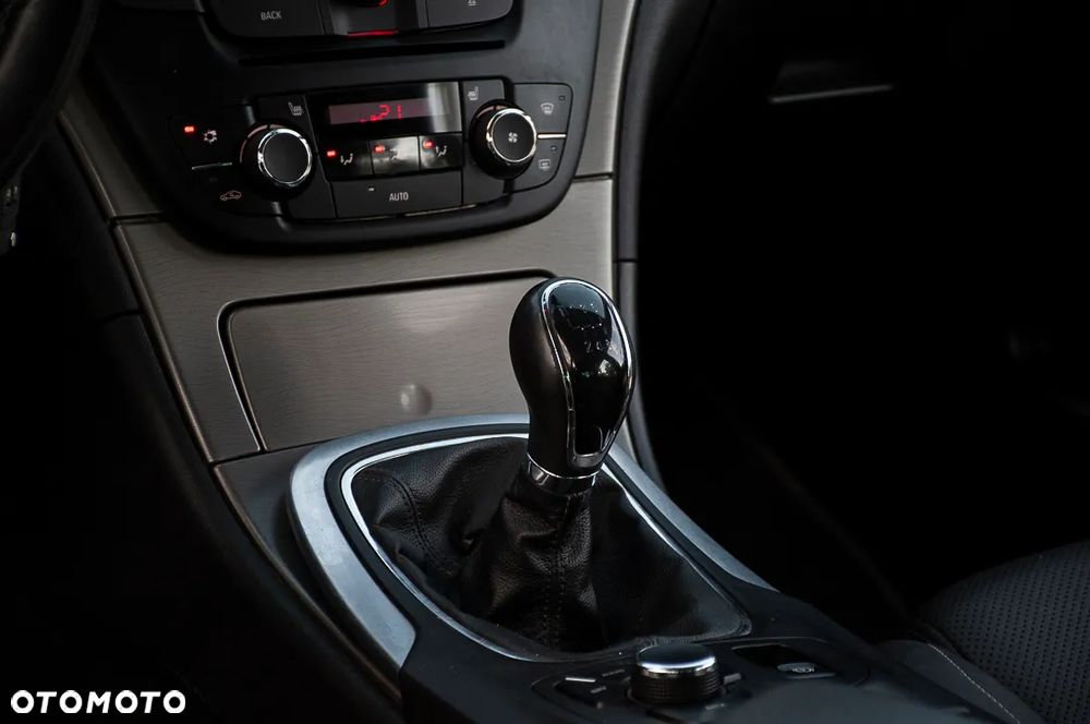 Opel Insignia - 33