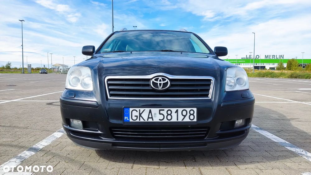 Toyota Avensis 1.8 VVT-i Combi Sol - 2