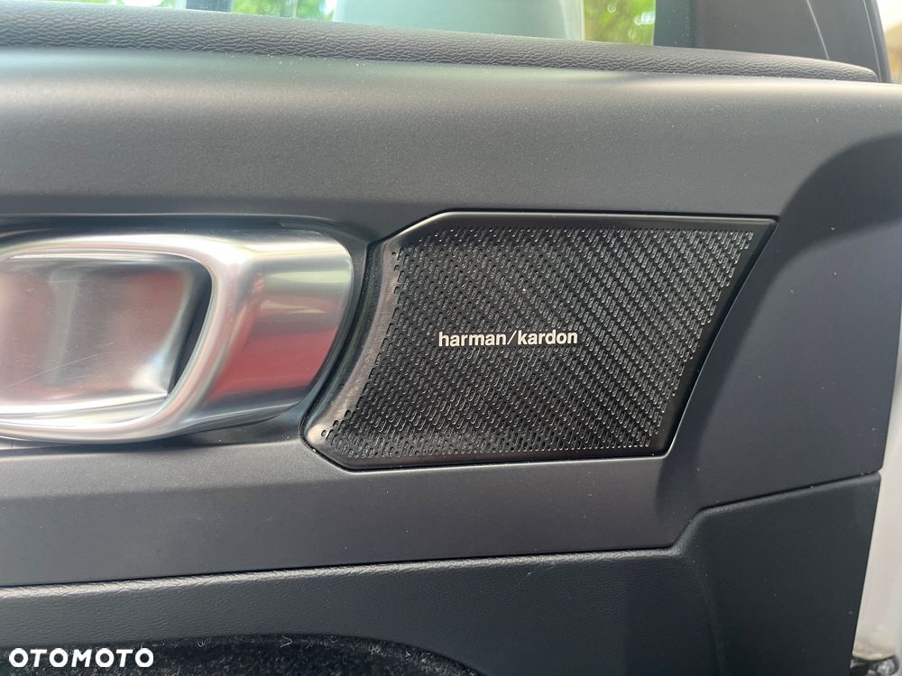Volvo XC 40 D3 Momentum Pro - 17