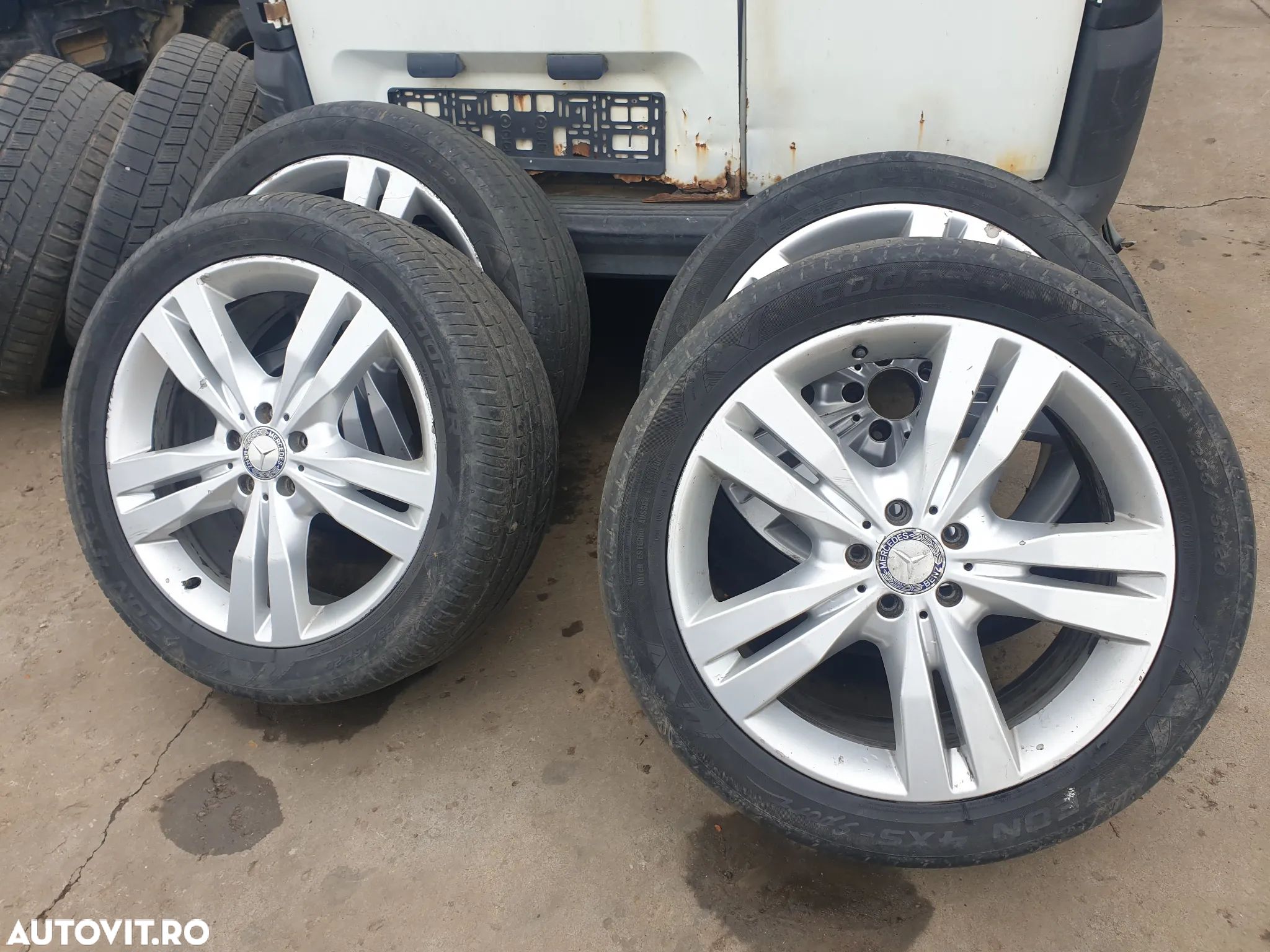 Vindem  jante aluminiu  cu  cauciucuri  Mercedes  ML,R Clas 265/45r20 - 1