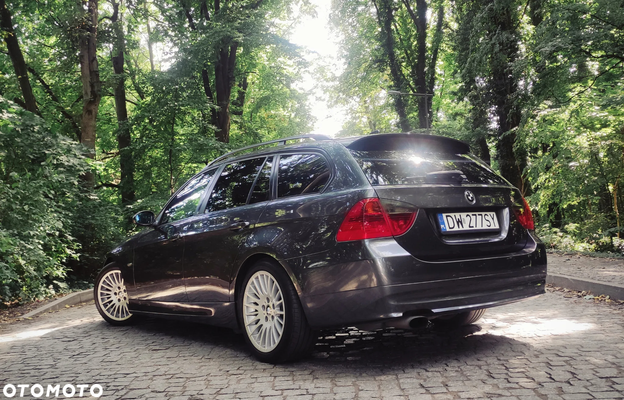 BMW Seria 3 320i - 16