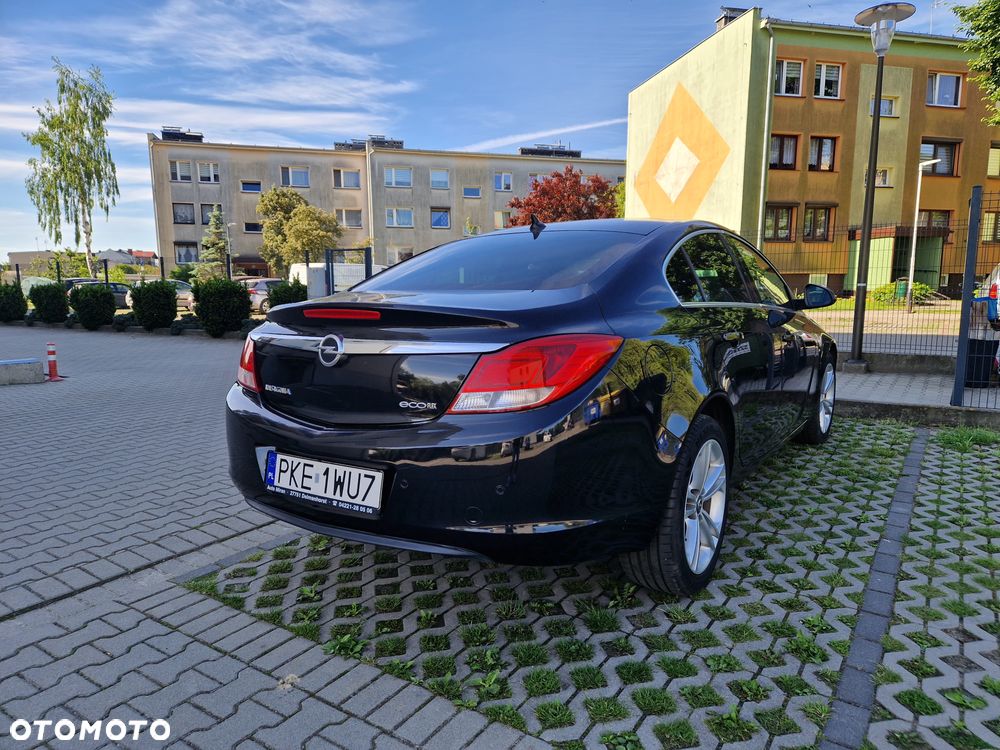 Opel Insignia 1.4 T Cosmo S&S - 3