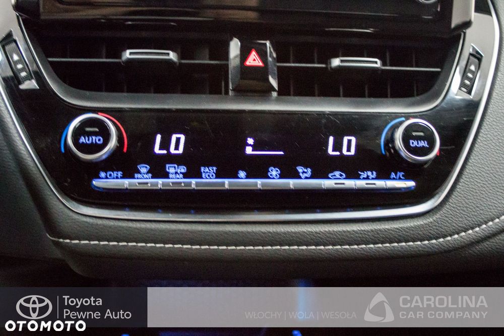Toyota Corolla - 13
