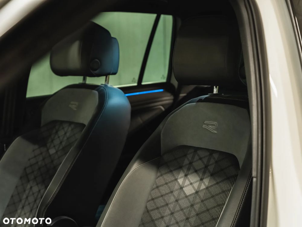Volkswagen Tiguan - 36