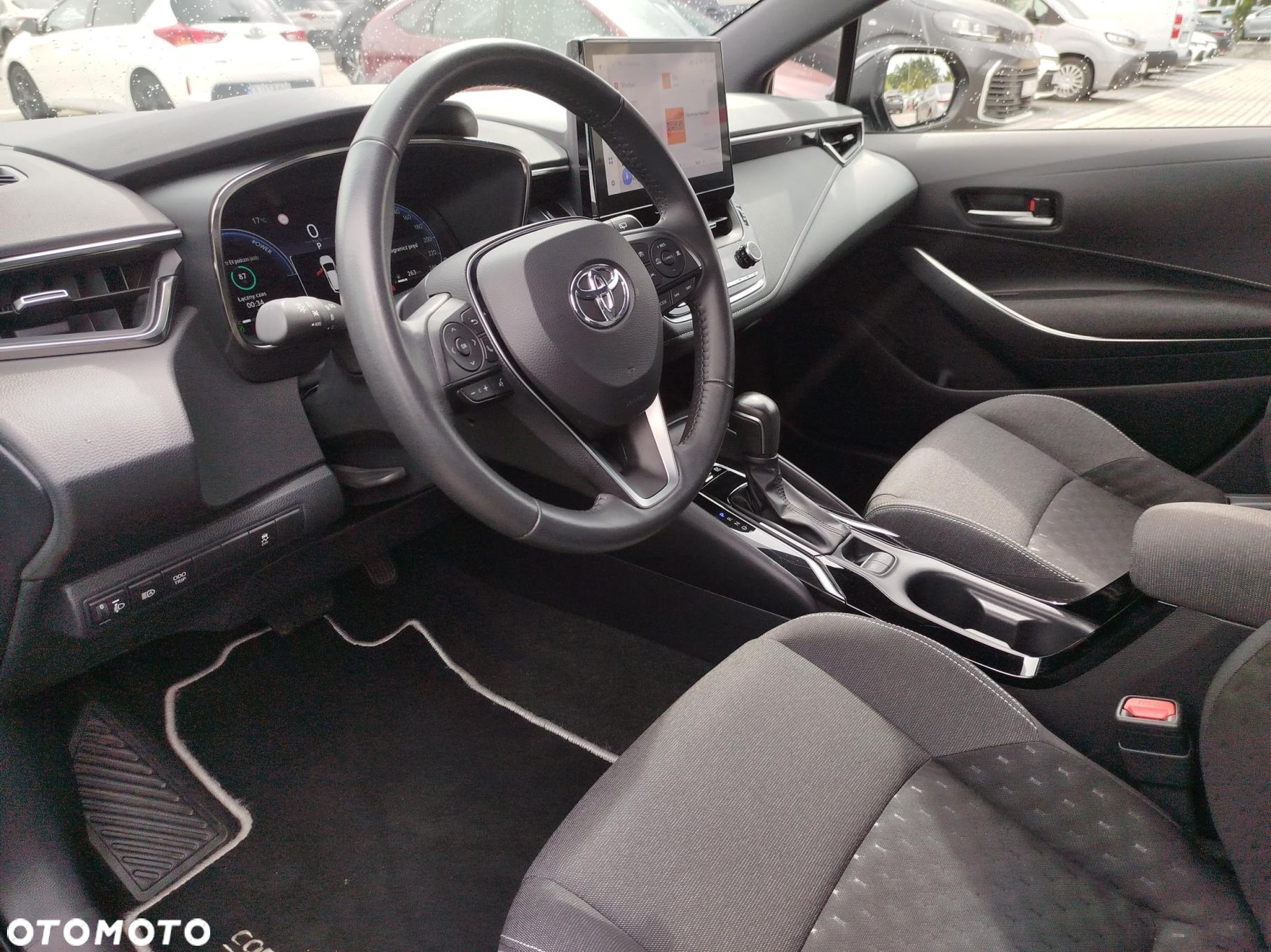 Toyota Corolla - 10