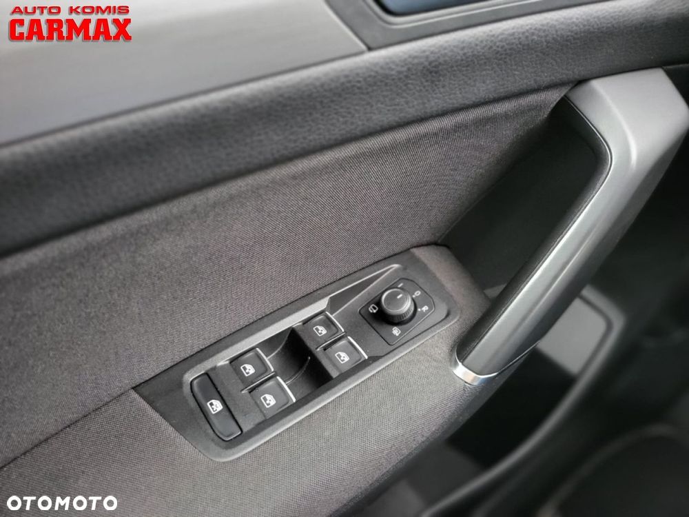 Volkswagen Touran 1.6 TDI SCR (BlueMotion Technology) DSG Comfortline - 22