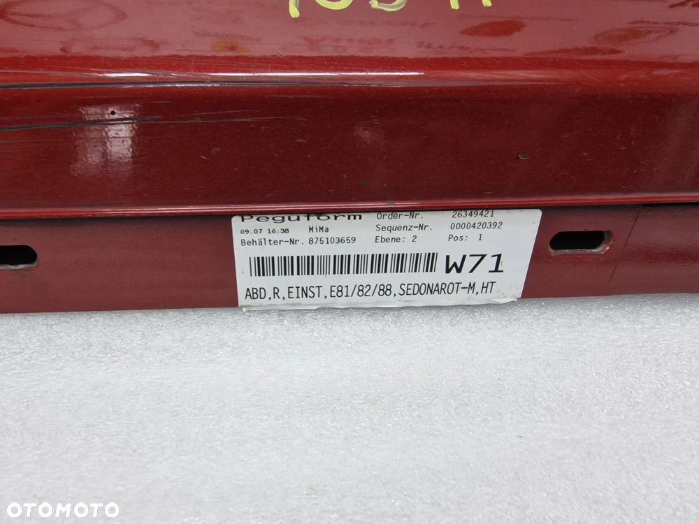 BMW E81 / E82 / E88 06- ŁADNA LEWA / PRAWA LISTWA PROGOWA / NAKŁADKA PROGU , KOLOR SEDONAROT , NR 51777183234 / 7183234 / 5177-7183233 / 7183233 , NR AUKCJI PR405 - 7