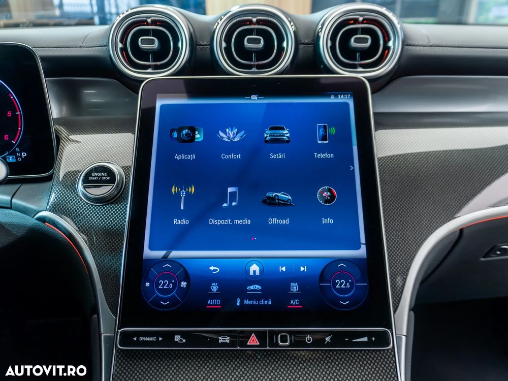 Mercedes-Benz GLC - 32