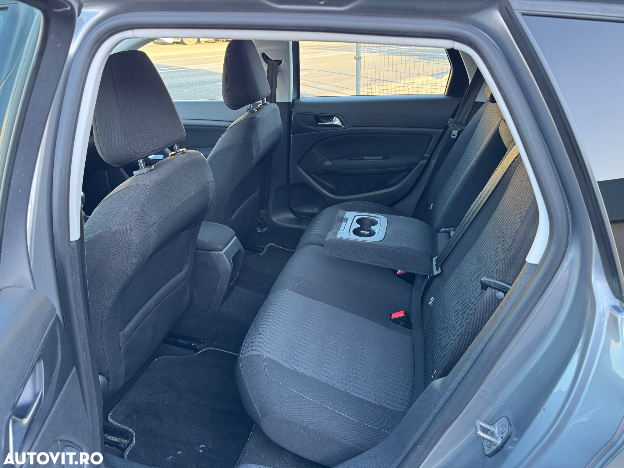 Peugeot 308 SW BlueHDi 120 Stop & Start Business-Line - 36