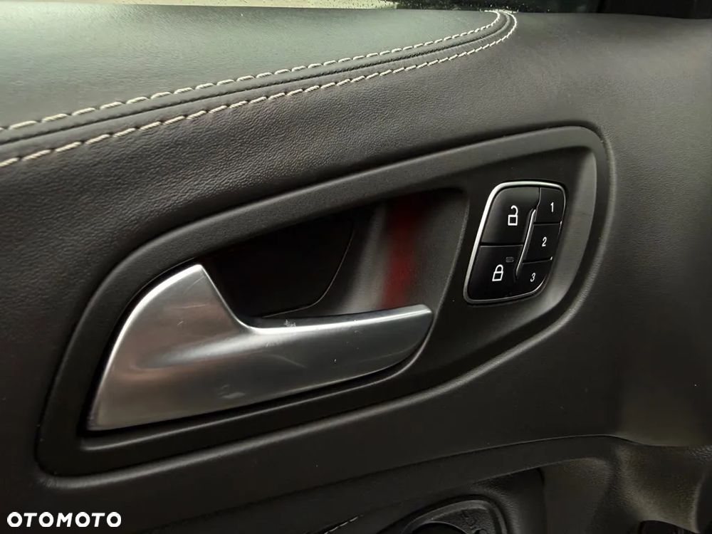 Ford Kuga 1.5 EcoBoost 2x4 Vignale - 26