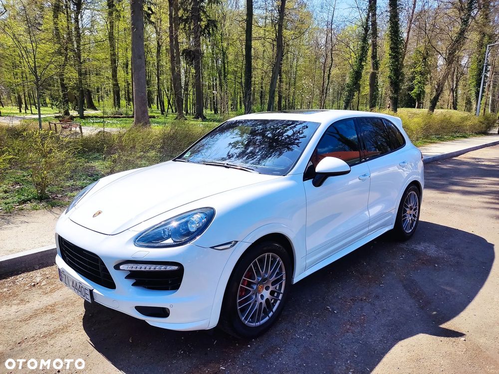 Porsche Cayenne - 10