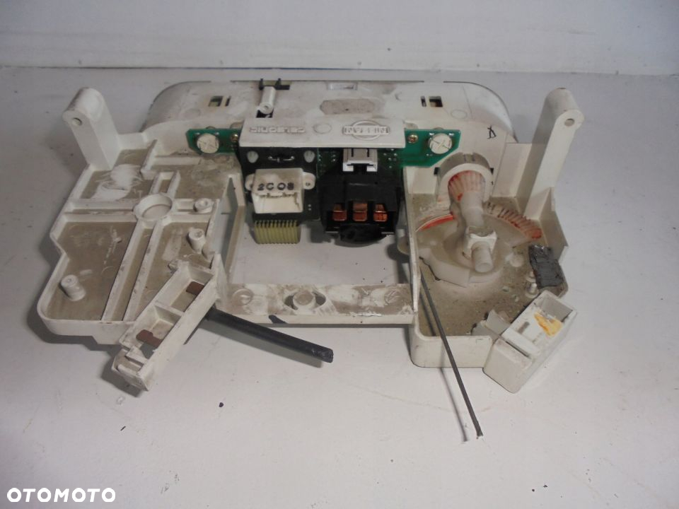 PANEL NAWIEWU KLIMATYZACJI ALMERA N16 - 2