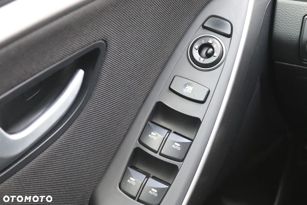 Hyundai i30 1.4 Intro Edition - 30