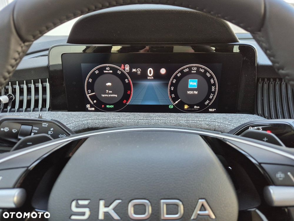 Skoda Superb 1.5 TSI Style DSG - 25